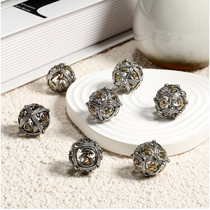 Hollow Orb Dice Set: Dragon Silver & Gold  (7)