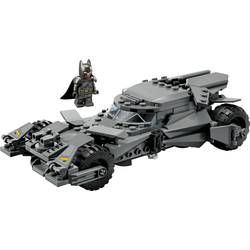 LEGO Super Heroes Batman v Superman™ – Batmobile™ 76331