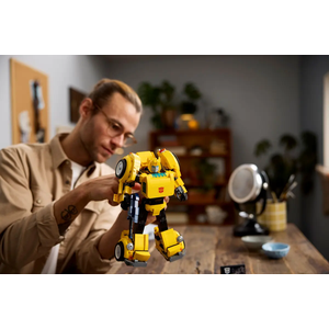LEGO Icons Bumblebee 10338