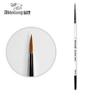 Marta Kolinsky 2 Brush