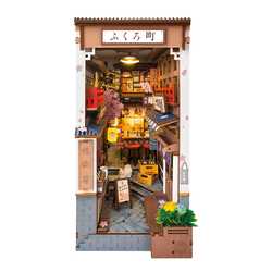 Book Nook: Sakura Wine Alley