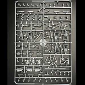 Age of Chivalry: Foot Serjeants (plastic) (24)