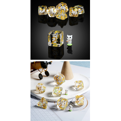 Resin Dice Set - White Cat  (7)